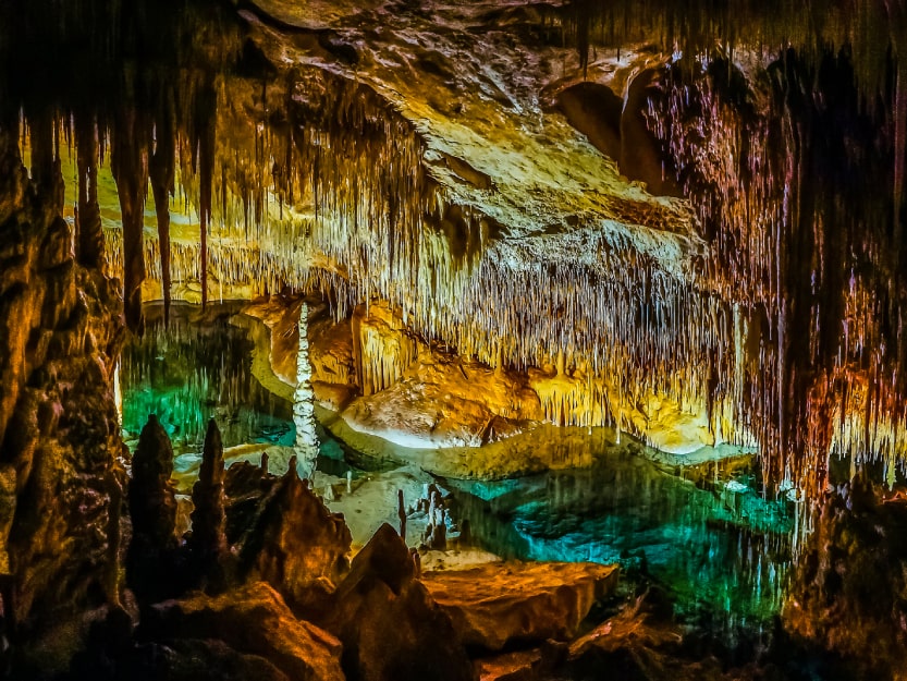 The caves of Mallorca: a subterranean world of fantasy - Driveando